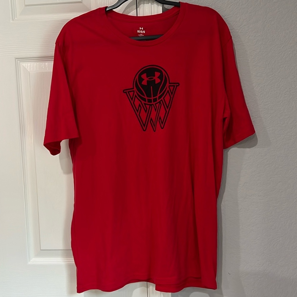 Under Armour‎ size large men’s shirt